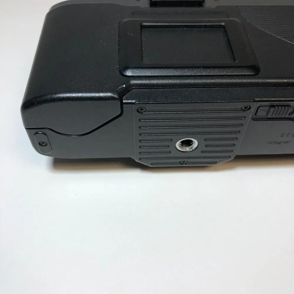 Canon T70 35mm Manual Focus SLR Camera Body Only Powers On Working